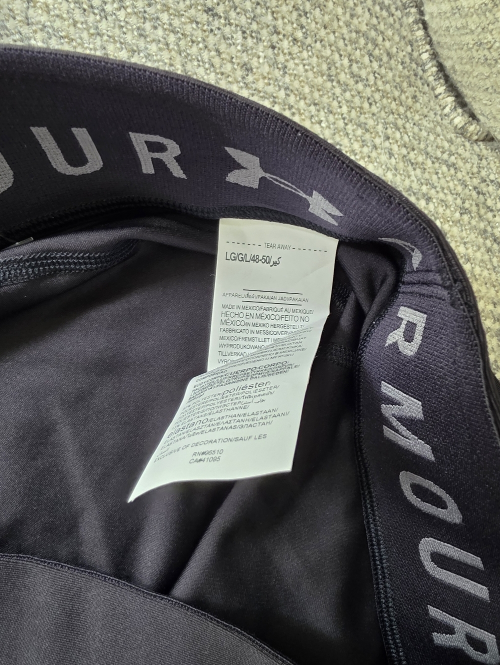 Under Armour Black Performance Cropped Leggings - Picture 3 of 5